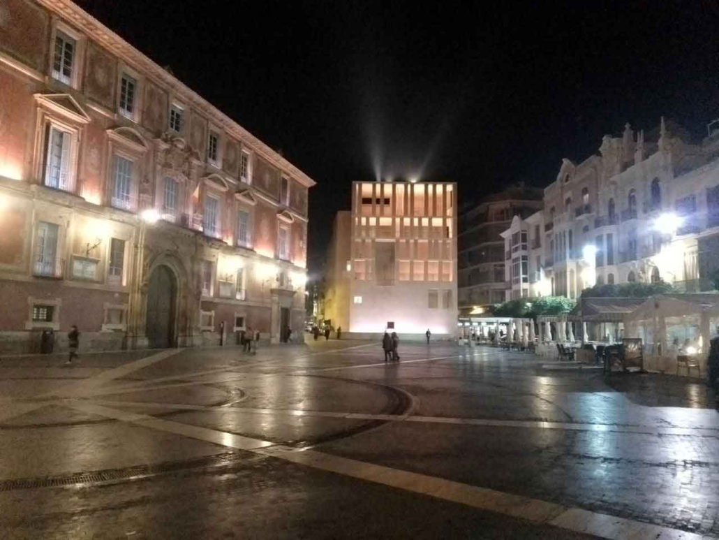 Ampliación del Ayuntamiento de Murcia y reforma de la plaza Belluga, obra del arquitecto Rafael Moneo