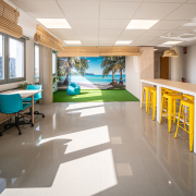 Zona multiusos en oficinas Upnago