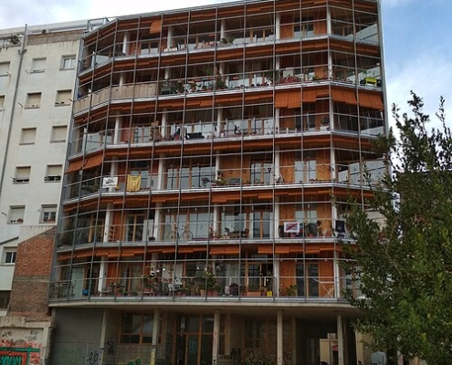 Cooperativa de viviendas la Borda en Barcelona